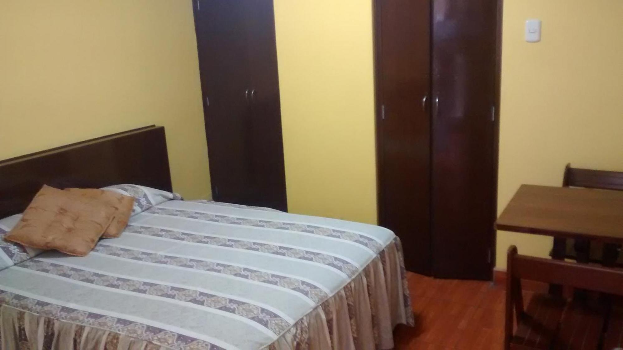 לימה Hostal Iquique חדר תמונה