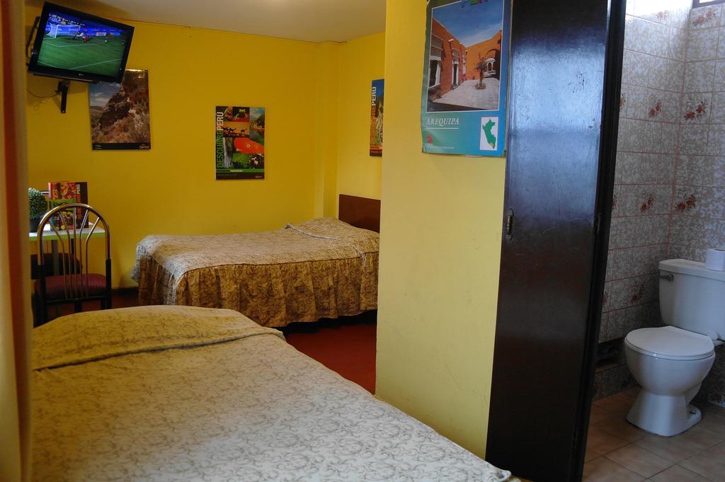 לימה Hostal Iquique מראה חיצוני תמונה