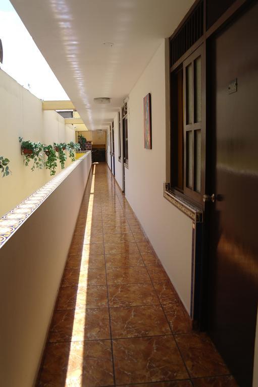 לימה Hostal Iquique מראה חיצוני תמונה