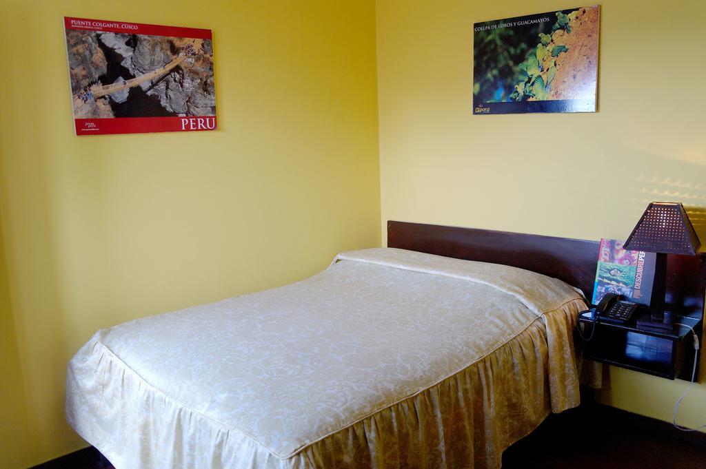 לימה Hostal Iquique מראה חיצוני תמונה