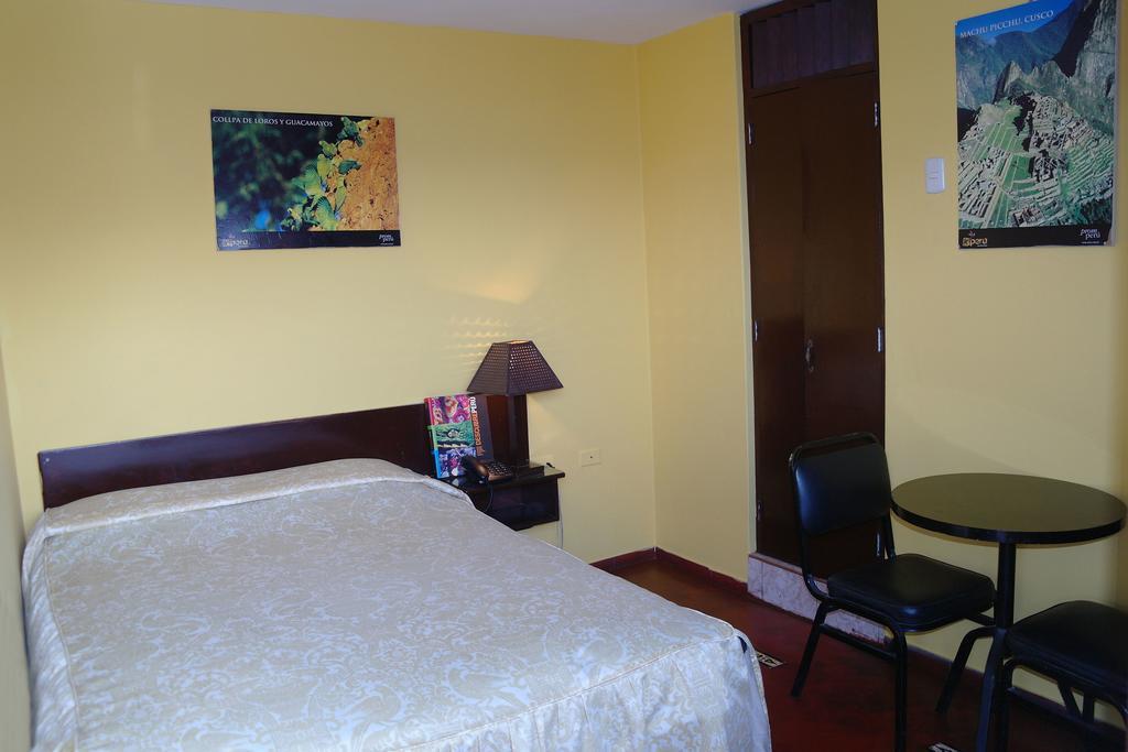 לימה Hostal Iquique מראה חיצוני תמונה