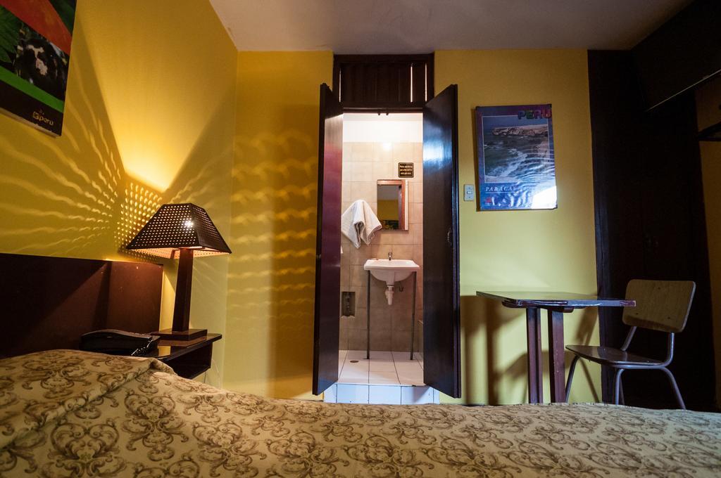 לימה Hostal Iquique מראה חיצוני תמונה