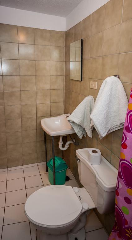 לימה Hostal Iquique מראה חיצוני תמונה