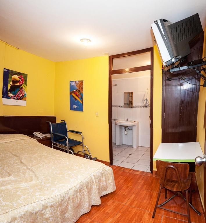 לימה Hostal Iquique מראה חיצוני תמונה
